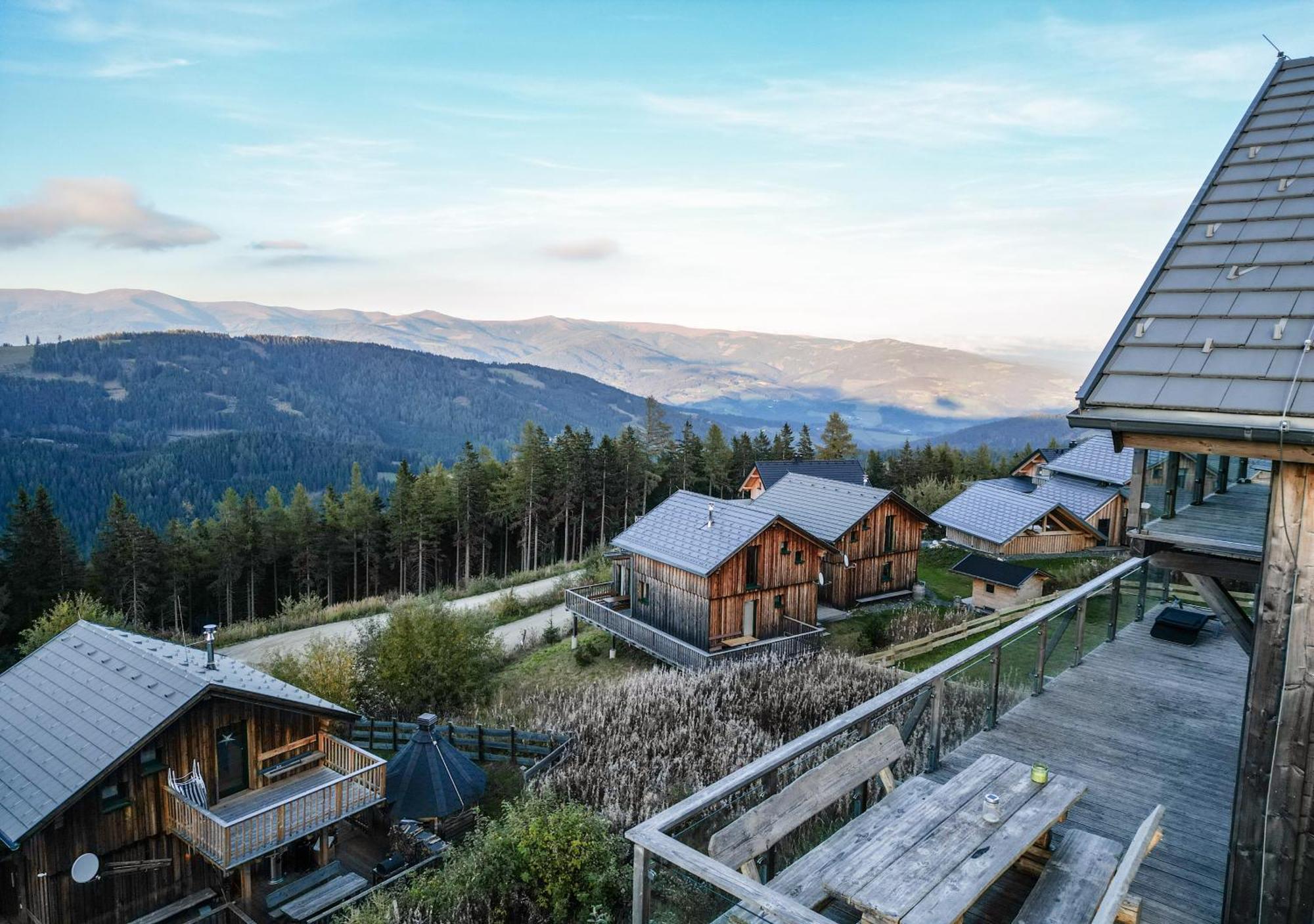 1A Chalet "Wolke" Wandern, Grillen, Wellness Im Traumhaus Wolfsberg Exterior photo