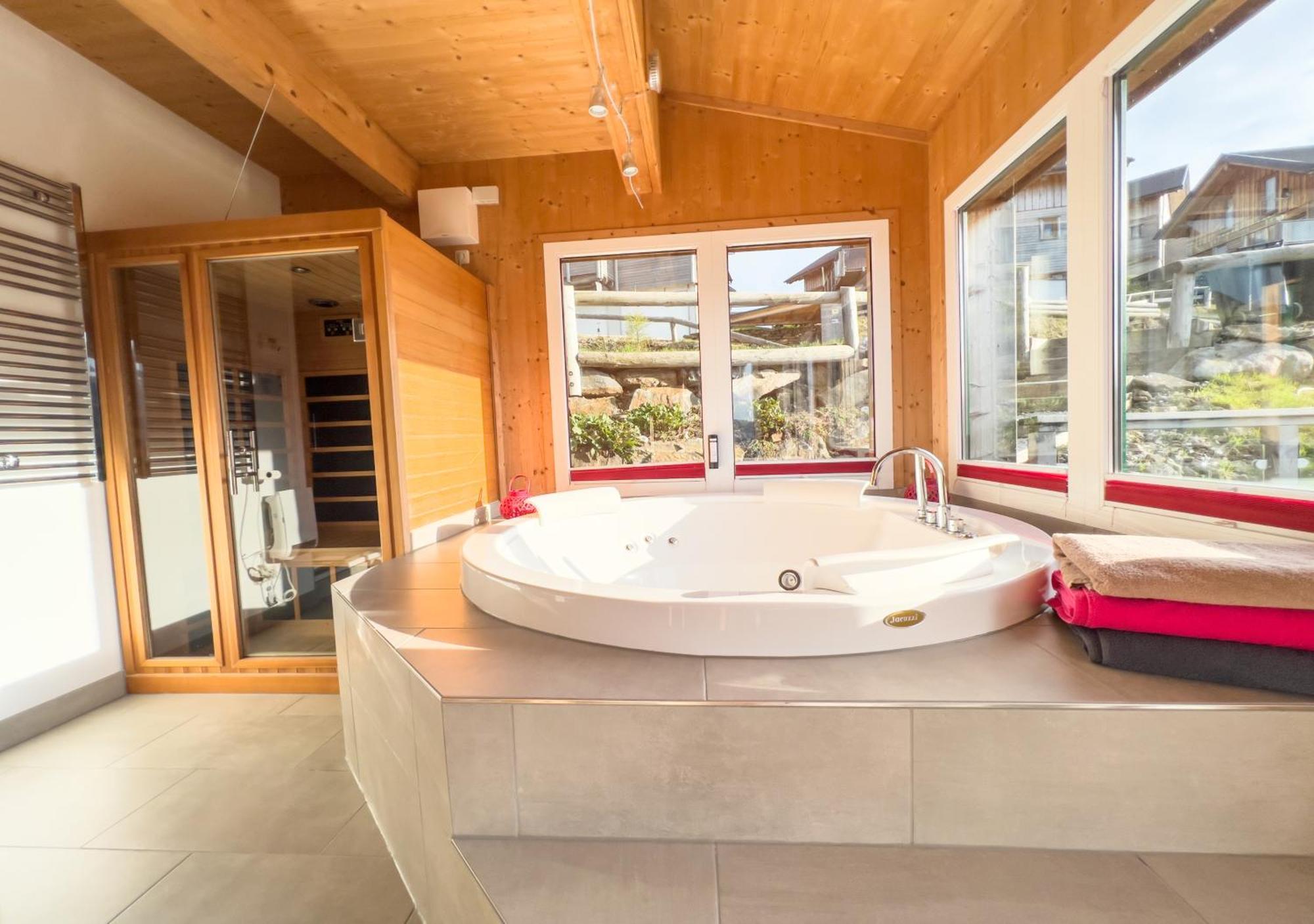 1A Chalet "Wolke" Wandern, Grillen, Wellness Im Traumhaus Wolfsberg Exterior photo